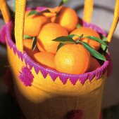 Ein Korb mit Orangen, Close up 