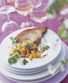 Thunfisch mit Mango-Gurken-Salsa 