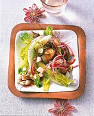Salat mit Birnen und Geflügelleber 