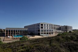 Sylt, Hotel A-Rosa, Aussenansicht mit Pool, Spa Resort