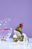 Jewellery box in shape of frog prince