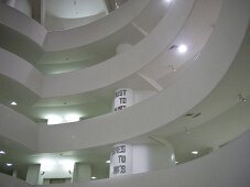 People in Solomon R. Guggenheim Museum, New York, USA