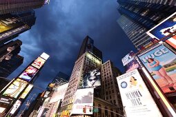 New York: Times Square aus der Froschperspektive