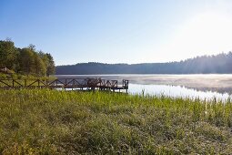 Lettland, Nationalpark, bei Raiskum, Steg, See