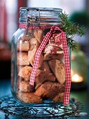 Cardamom biscuits in a jar as a gift