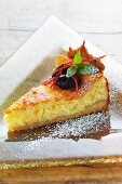 Quark tart with dried plums