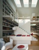 Eine private Bibliothek mit Galerie
