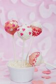 Pink cake pops for Valentine's Day