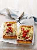 Asparagus tarts with cheese and tomato
