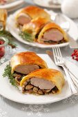 Schweinefilet mit Pilzen im Strudelteig