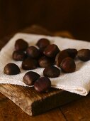 Edible chestnuts on a cloth