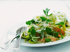 Courgette and carrot salad