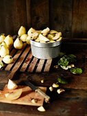 Quince, partially sliced, for boiling