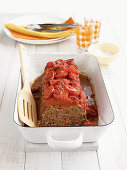Meat loaf with tomatoes
