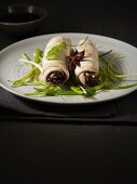 Chicken roulade with star anise and spring onions (Japan)