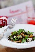 Linsensalat mit Pilzen und Rucola