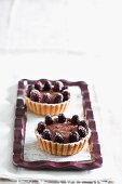 Chocolate and blackberry tartlets