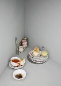 An image representing English cuisine, with scones and tea