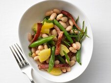 Bohnensalat mit Speck und Kartoffeln