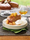 Cinnamon cake with apple compote
