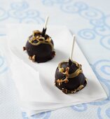 Turtle Cake Pops