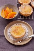 Orange tartlets with a caramelised sugar crust