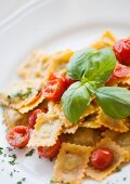 Ravioli al pomodoro pachino e basilico (ravioli with cherry tomatoes)