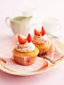 Strawberry cupcakes with white chocolate