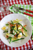 Asparagus salad with duck eggs