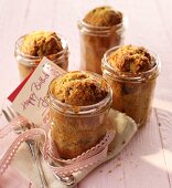 Chocolate and vanilla cakes baked in jars