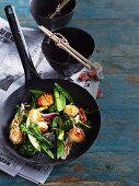 Stir-fried scallops with green vegetables