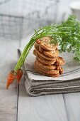 Pastry whirls with sesame seeds