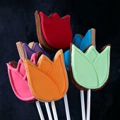 Tulip-shaped biscuits on sticks