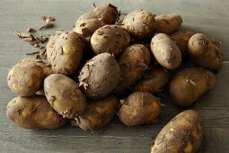 New potatoes (Jersey Royals)