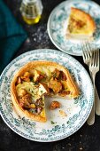 Quiche with chanterelles