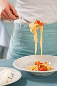 Spaghetti with stewed tomatoes