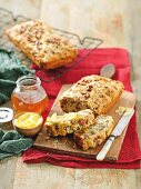 Yoghurt bread with seeds and nuts