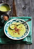 Fennel and pea soup