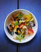 Vegetable soup with mussels