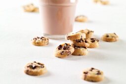 Chocolate chip cookies and a glass of cocoa
