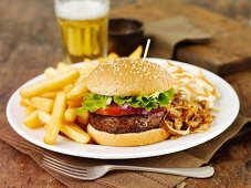 Hamburger mit Pommes frites