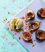 Baked figs with vanilla ice cream