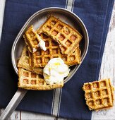 Banana waffles with stevia and almond (low carb)