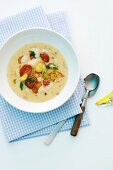 Spanische Waldpilzsuppe mit Chorizo und Kartoffeln