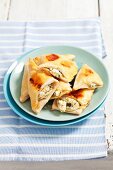 Tiropitakia (puff pastry parcels filled with feta, Grecce)