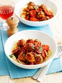 Spaghetti mit Fleischbällchen