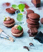 Chocolate whoopie pies with mint