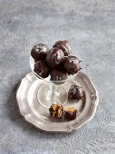 Fig, date and apricot confectionery