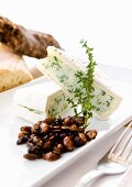 Herb brie with glazed nuts