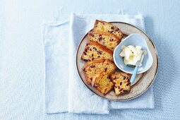 Aprikosen-Cranberry-Brot